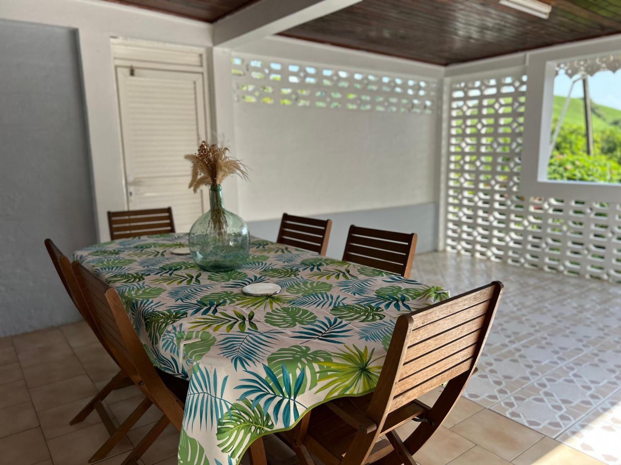 Villa à louer à Sainte-Anne en Martinique Exterior foto